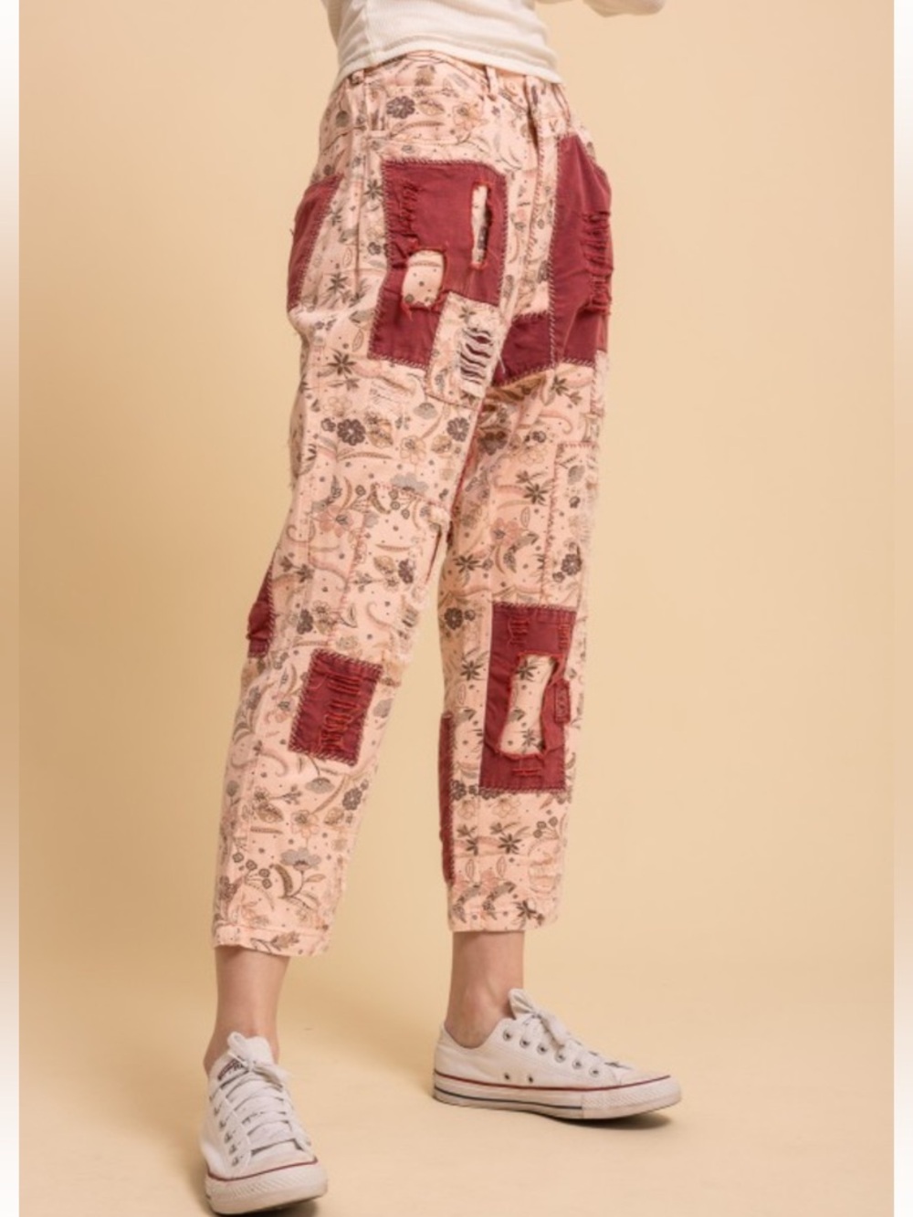 080. Floral print patchwork slouchy straight denim in pink red - Picture 2 of 4